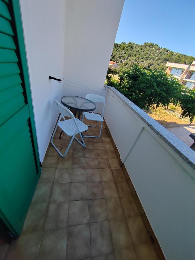 Room'S Brica Barbat na Rabu Exterior photo
