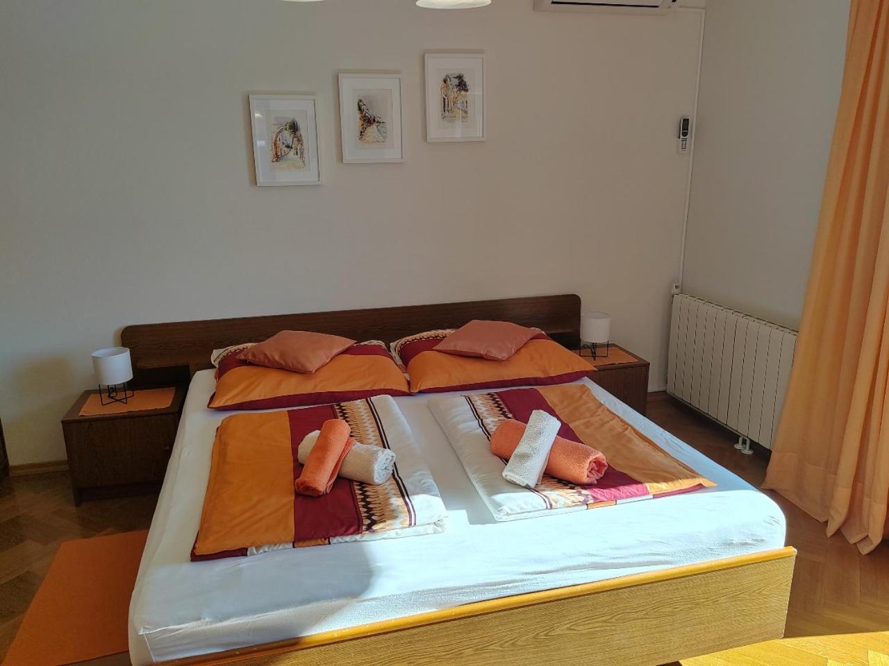 Room'S Brica Barbat na Rabu Exterior photo
