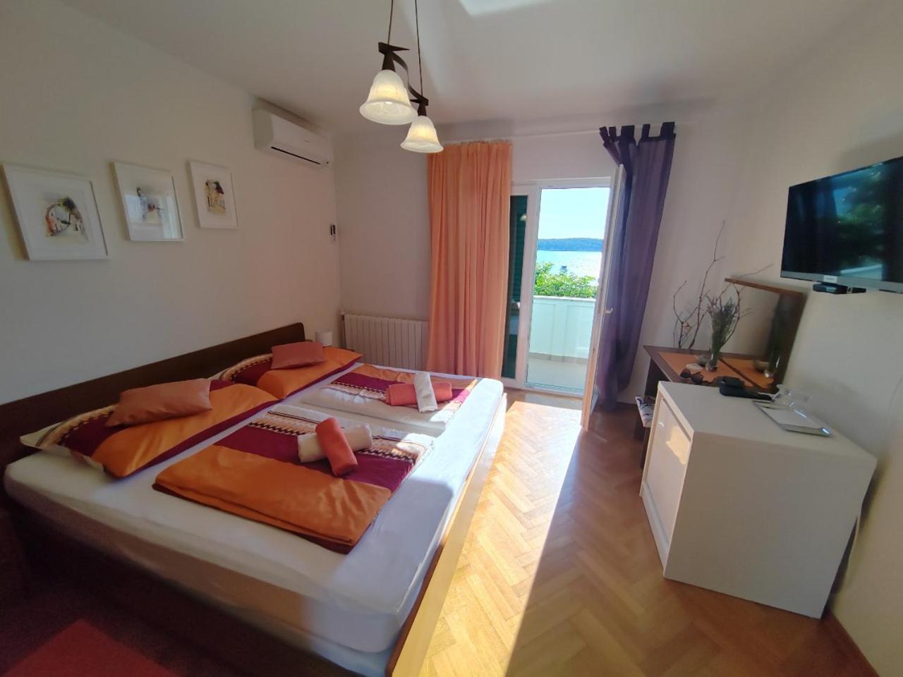 Room'S Brica Barbat na Rabu Exterior photo