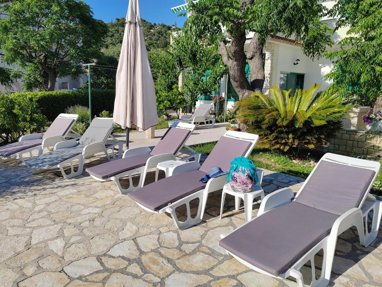Room'S Brica Barbat na Rabu Exterior photo